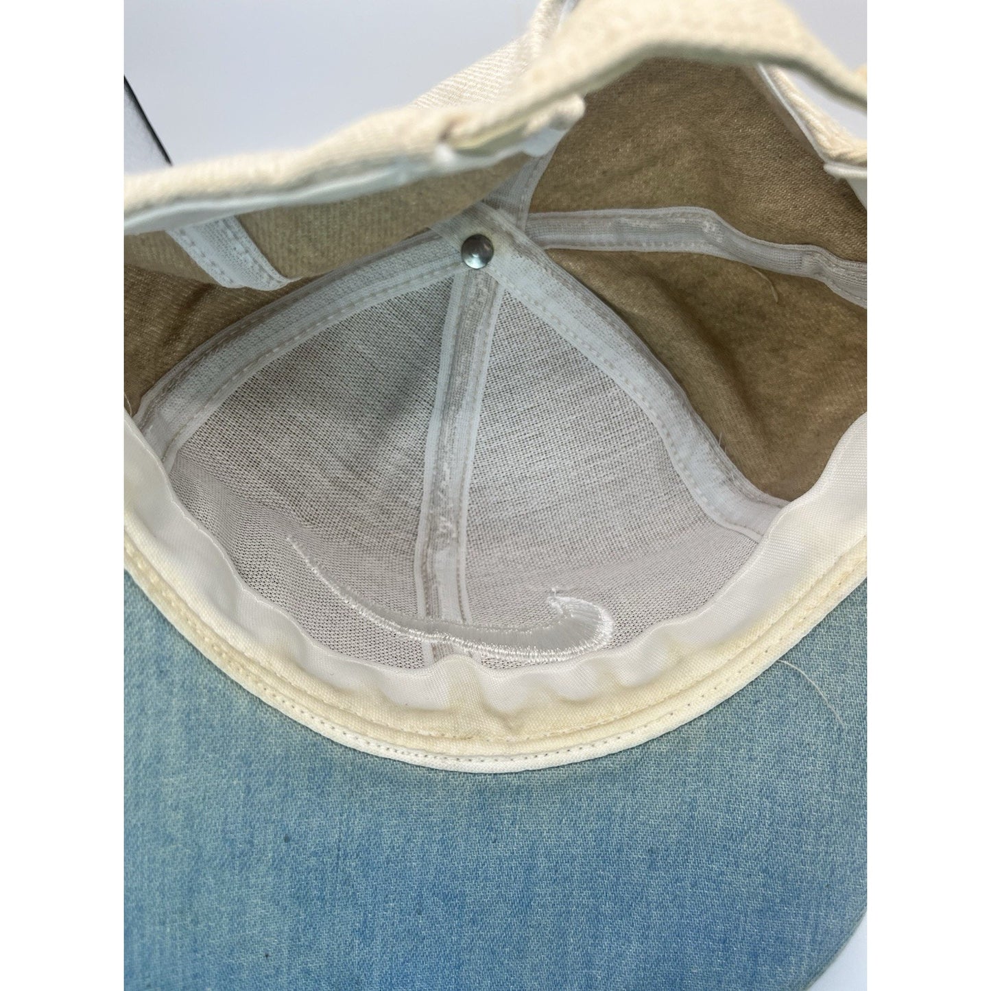 Nike Vintage Strapback Mesh Panel Tailwind