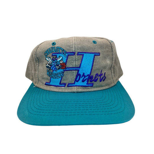 Vintage Limited Edition Charlotte Hornets Snapback